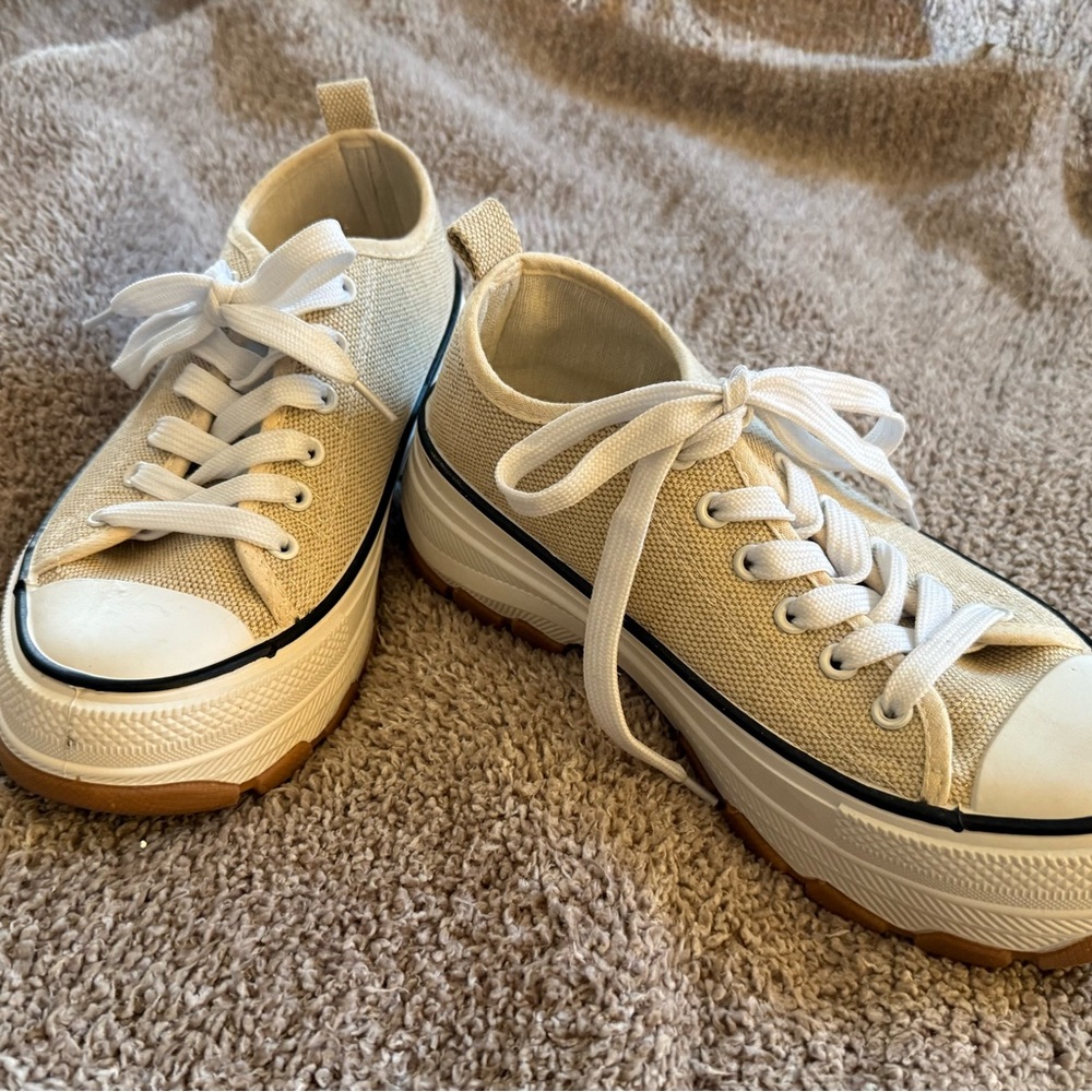 Stylish Platform Cream Canvas Sneakers
